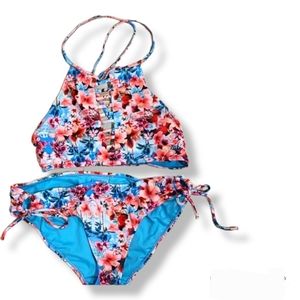 Ladies two piece swimsuit size Medium 7-8